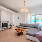 Pet Friendly In Feriehus Buje