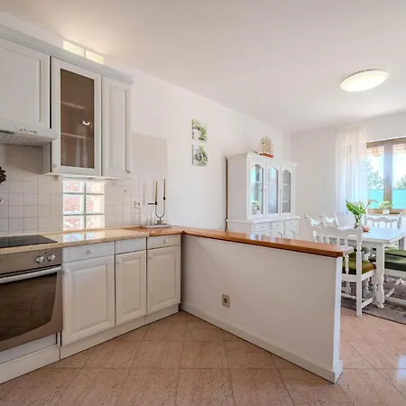 Dom wakacyjny Pet Friendly In Buje